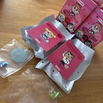 POP MART 팝마트 CRYBABY 파워퍼프 걸스 피규어