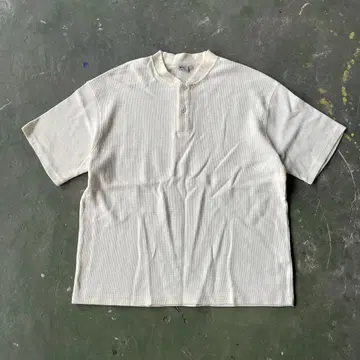 buttbill 헨리넥 와플 티셔츠
