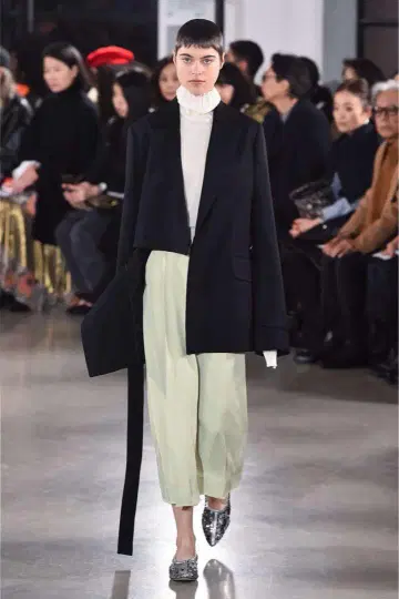 새상품급 CYCLAS 액트 트윌 A 라인 패널 스커트 그린 19-20AW