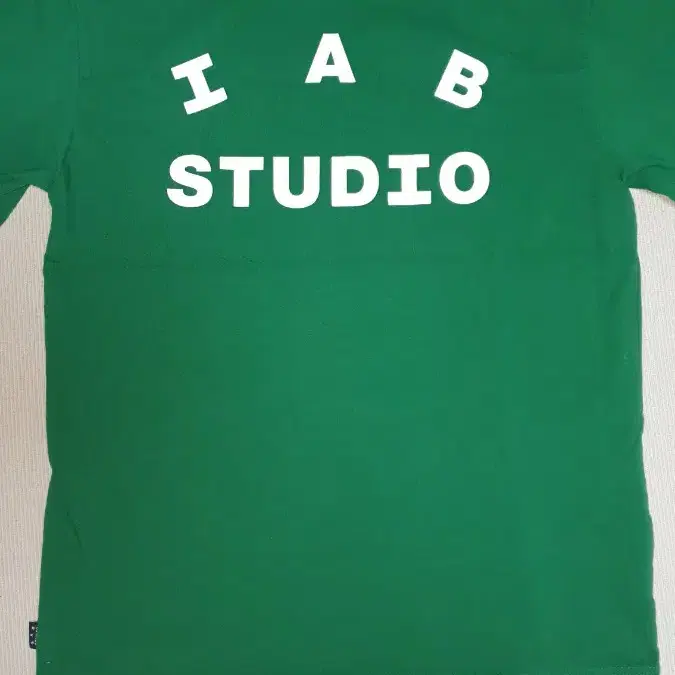 【IAB STUDIO】T-Shirt Gray Green - 22FW IAB Studio T-Shirt Gray Green - 22FW | eBay