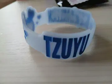 TWICE 랜덤 러버 밴드 Tzuyu