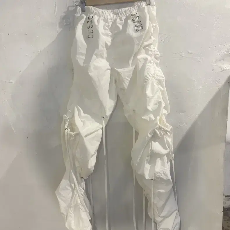 [threetimes] Jewel string bootcut pants ☆送料込☆ 韓国商品/THREE TIMES Jewel string bootcut pants (threetimes