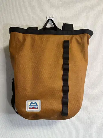 MOUNTAIN EQUIPMENT WATERPROOF 런처 팩