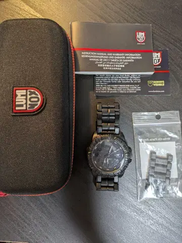 LUMINOX 루미녹스 올 블랙 아날로그 손목시계