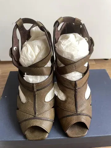 가죽 오픈토 힐