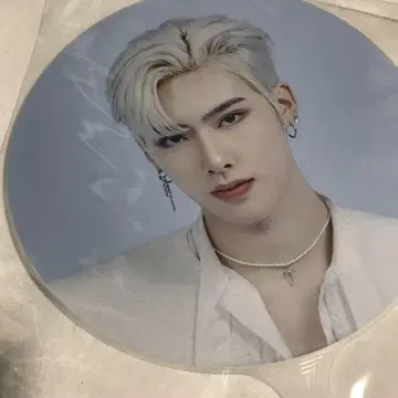 ZEROBASONE 리키 부채
