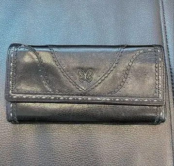 ANNA SUI 안나수이 블랙 가죽 가마구치 지갑 나비 디자인