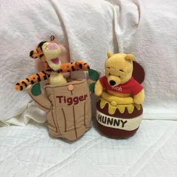 곰돌이 푸 티거 봉제 인형 2개