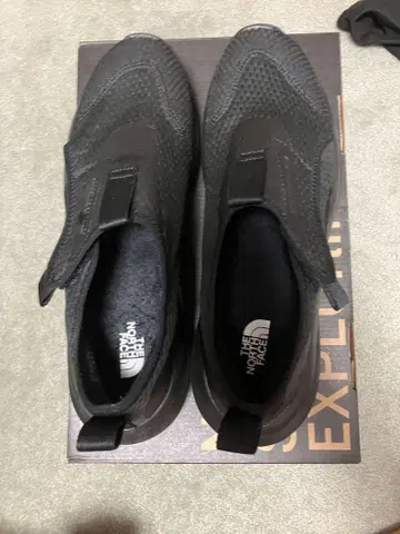 THE NORTH FACE 블랙 슬립온 10