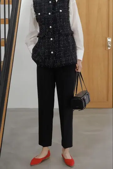 안피로 UNFILO ONWARD 하이 웨스트 컬러 팬츠 블랙