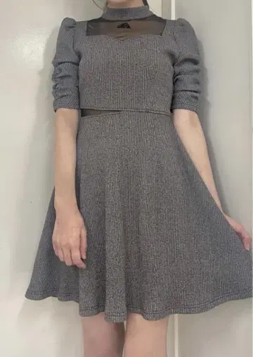 EATME 메쉬 콤비 리브 원피스 다크 그레이 이토미