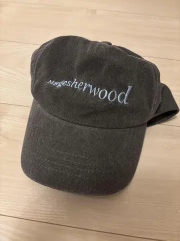 MARGE SHERWOOD 다크 그레이 캡