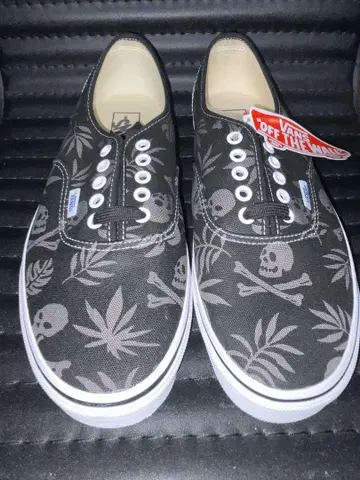 Vans Era 스니커즈 블랙 스컬 디자인