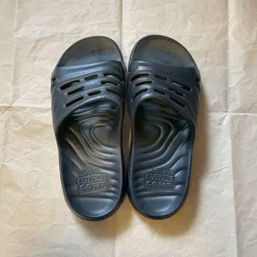 Teva APRETRAIL SLIDE 샌들