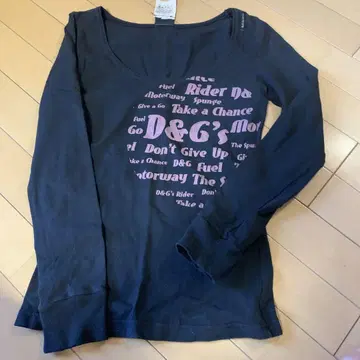 D&G 긴팔 티셔츠 블랙 프린트 디자인 XS