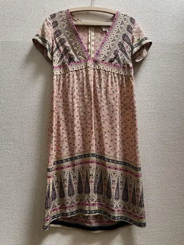 ANNA SUI 실크 100% USA제 꽃무늬 베이지 안나수이