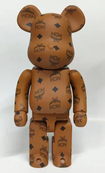 MEDICOM TOY 베어브릭 엠씨엠 100%&400%