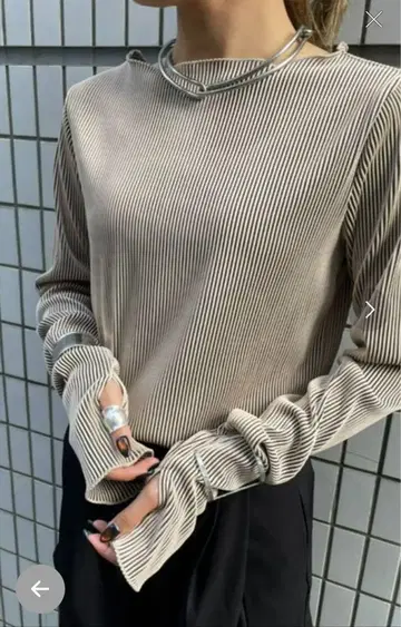 배색 리브 멜로 탑 AIC.