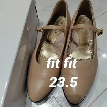 fit fit 스트랩이 달린 발레 슈즈 23.5