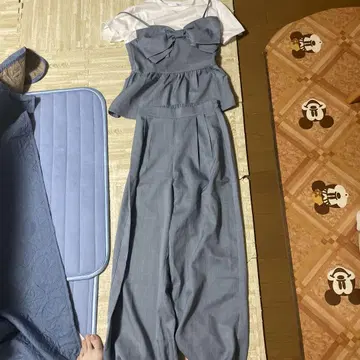 리본 포함 탑과 와이드 팬츠 셋업