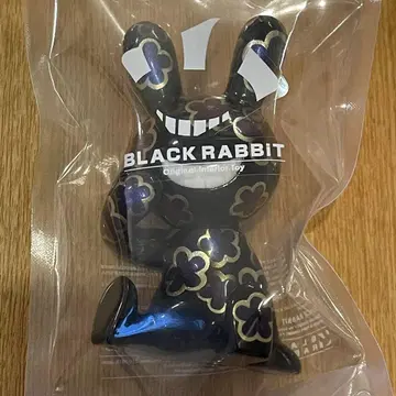 BLACKRABBiT 블랙 토끼 꽃무늬 보라색