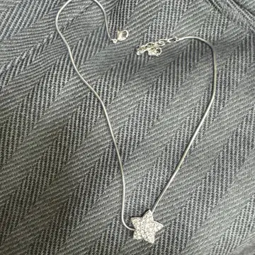SWAROVSKI 스와로브스키 목걸이 별 모양