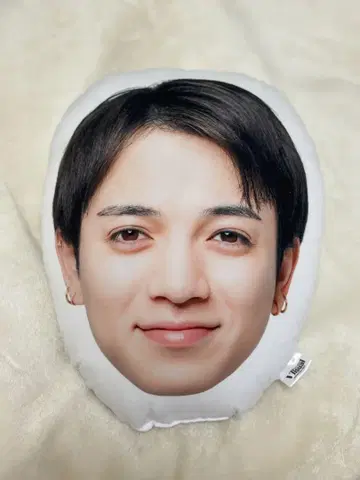 미야코 카이토 페이스 쿠션