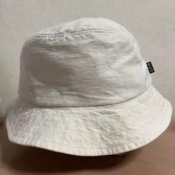 Huf 화이트 버킷 햇 W/S 모자