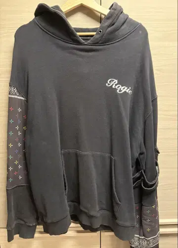 Rogic 후드티