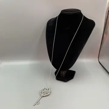061 로즈형 열쇠 모티브 목걸이