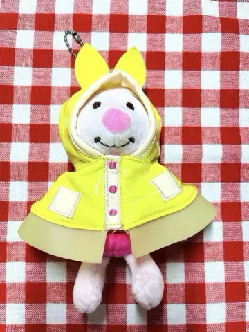 디즈니 피글렛 레인코트 봉제 인형 키체인