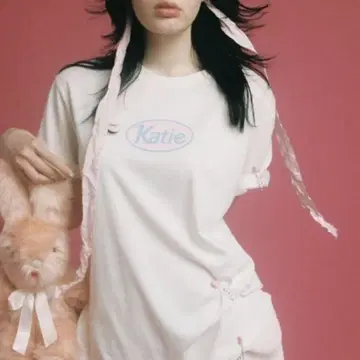 Katie 티셔츠 새상품