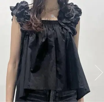 moussy 마우지 SHOULDER FRILLS 상의 블랙