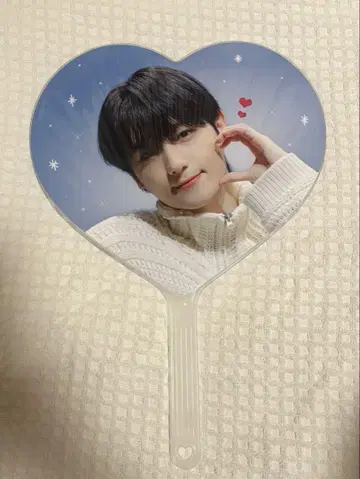 K-POP 부채 현재 하트 모양