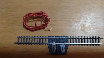 멜크린 Z 게이지 피더 레일 와이어 포함