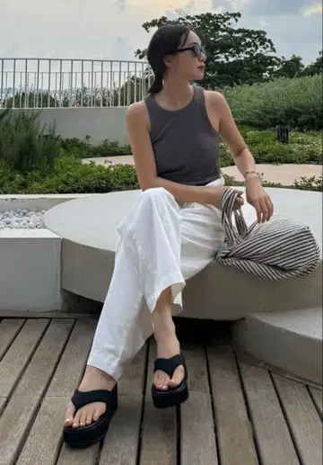 titivate 티티베이트 SEA DRESS 통굽 쪼리 샌들 S