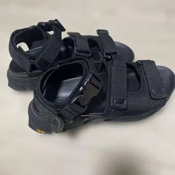 자라 샌들 Vibram 밑창