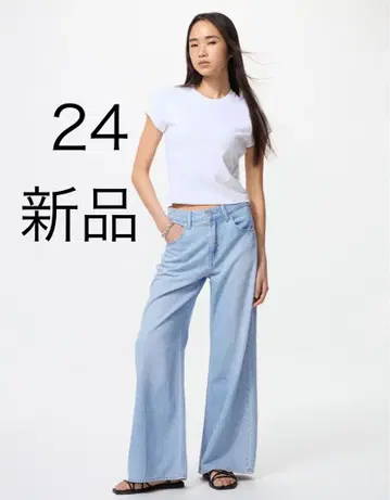 유니클로 드레이프 와이드 플레어 청바지 24
