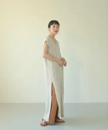 투데이풀 랜덤 리브 니트 드레스