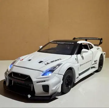 닛산 GT-R 리버티 워크 실루엣 R35 1/32 새상품