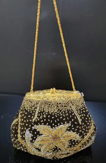 유비 백 일본 정통의상 소품 비즈