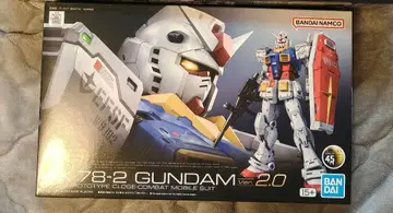 RG 1/144 RX-78-2 건담 Ver. 2.0