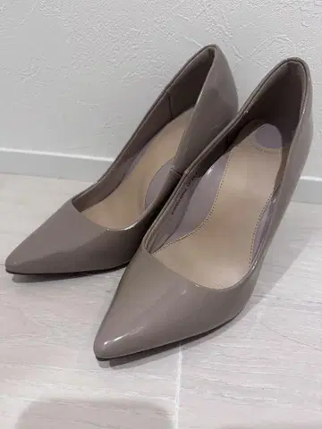 베이지 스틸레토 하이힐 약 8cm