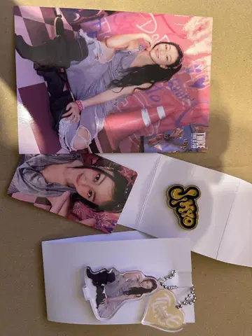TWICE POPUP  지효 세트
