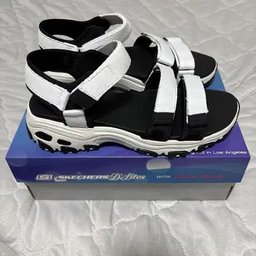 SKECHERS D'Lites 스포츠 샌들 화이트/블랙