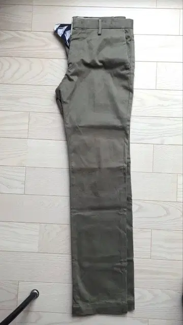 폴스미스 올리브 슬랙스