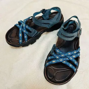 KEEN 22.5cm 샌들