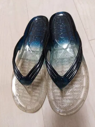 GYOSAN  교산 비치 샌들 그라데이션