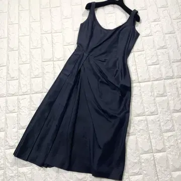 FOXEY BOUTIQUE 폭시 슬리브리스 드레스 원피스