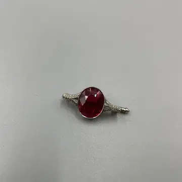 061 클래식한 빨간색 보석 브로치